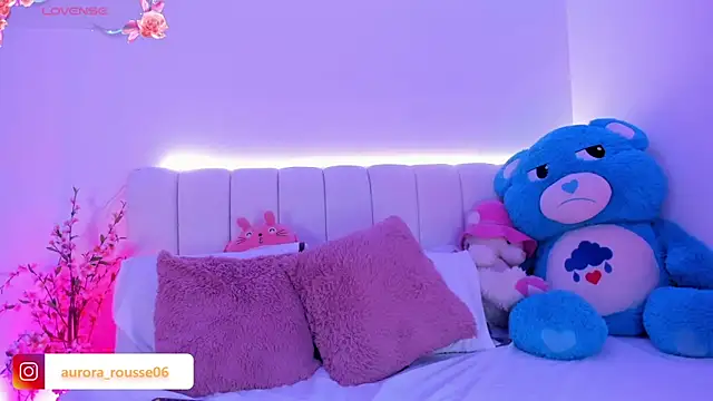 Snapshot of aurora_rousse chatting on March 2026 03:28:02 AM aurora rousse online show from March 2026 03:28:02 AM