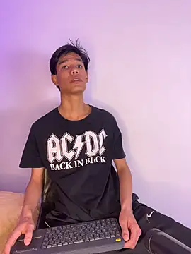 michael vidal online show from October 2025 07:25:01 PM