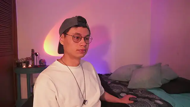 estmonnn online show from February 2026 03:25:01 AM