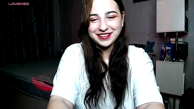 Snapshot of erica__mills chatting on November 2025 09:28:01 PM erica  mills online show from November 2025 09:28:01 PM