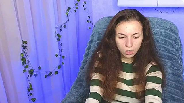 Ulyanix online show from November 2025 04:29:02 AM