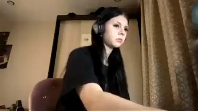 AnGallo online show from December 2025 08:07:02 PM