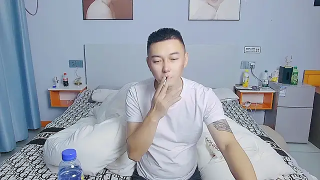 xiao8787 online show from November 2025 05:01:02 PM