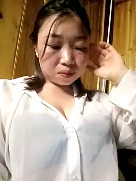 julybe online show from April 2026 03:31:02 PM