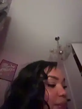 Snapshot of kennedylorel chatting on March 2026 12:41:02 AM kennedylorel online show from March 2026 12:41:02 AM