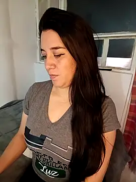 alanna sweett00 online show from December 2025 01:53:01 PM