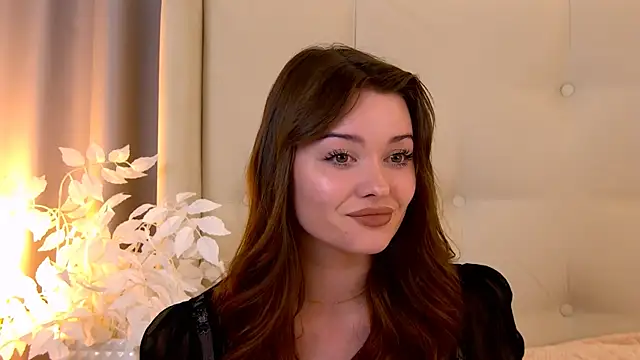 Snapshot of VickiBanx chatting on October 2025 07:21:01 AM VickiBanx online show from October 2025 07:21:01 AM