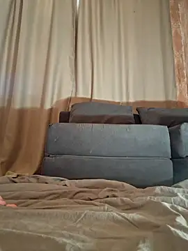 Snapshot of LikaFurr chatting on November 2025 11:34:01 AM LikaFurr online show from November 2025 11:34:01 AM