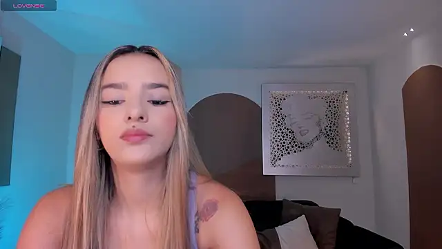 Snapshot of LaurentRosse1 chatting on March 2026 08:01:01 PM LaurentRosse1 online show from March 2026 08:01:01 PM