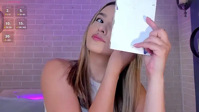 Snapshot of LaurentRosse1 chatting on March 2026 09:43:01 PM LaurentRosse1 online show from March 2026 09:43:01 PM