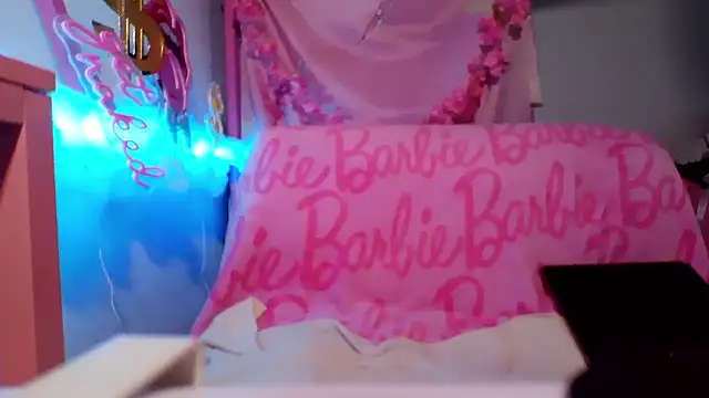 PrincessKDoll online show from November 2025 09:41:02 AM