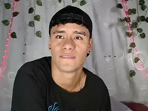 connor michael01 online show from November 2025 08:52:01 PM