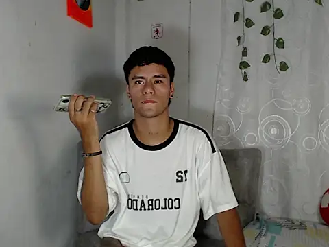 connor michael01 online show from November 2025 08:45:01 PM