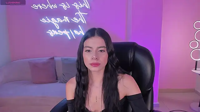 Snapshot of BellaConnorX chatting on June 2026 05:19:02 AM BellaConnorX online show from June 2026 05:19:02 AM