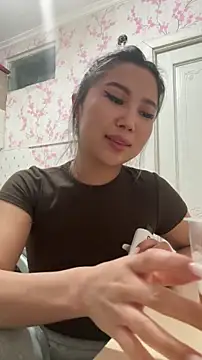 limkiss online show from November 2025 10:10:02 PM