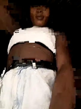 Lucile Carrie online show from February 2026 05:02:02 PM