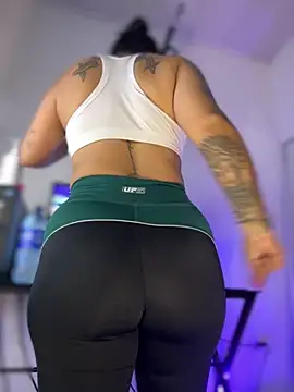 Snapshot of Natural_BIGASS_Nina chatting on March 2026 07:29:01 PM Natural BIGASS Nina online show from March 2026 07:29:01 PM