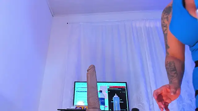 Snapshot of Natural_BIGASS_Nina chatting on April 2026 07:40:02 PM Natural BIGASS Nina online show from April 2026 07:40:02 PM