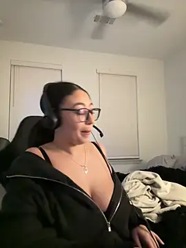 Snapshot of minha_baby chatting on March 2026 02:19:01 AM minha baby online show from March 2026 02:19:01 AM