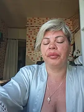 Snapshot of MilkySky chatting on June 2026 07:07:01 AM MilkySky online show from June 2026 07:07:01 AM