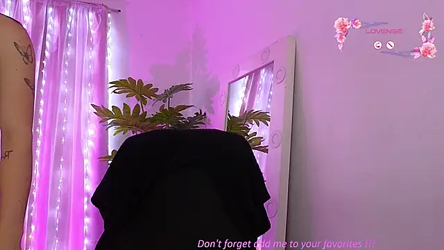 Snapshot of BabyLauritaa chatting on March 2026 07:19:01 PM BabyLauritaa online show from March 2026 07:19:01 PM