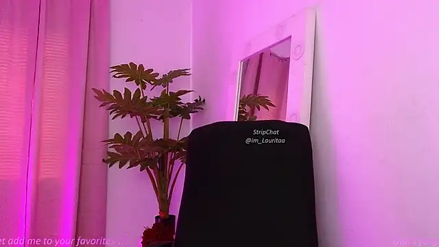 Snapshot of BabyLauritaa chatting on March 2026 06:13:01 PM BabyLauritaa online show from March 2026 06:13:01 PM