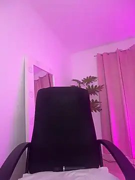 Snapshot of BabyLauritaa chatting on March 2026 11:04:02 PM BabyLauritaa online show from March 2026 11:04:02 PM