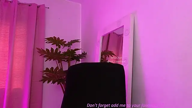 Snapshot of BabyLauritaa chatting on April 2026 05:28:01 PM BabyLauritaa online show from April 2026 05:28:01 PM