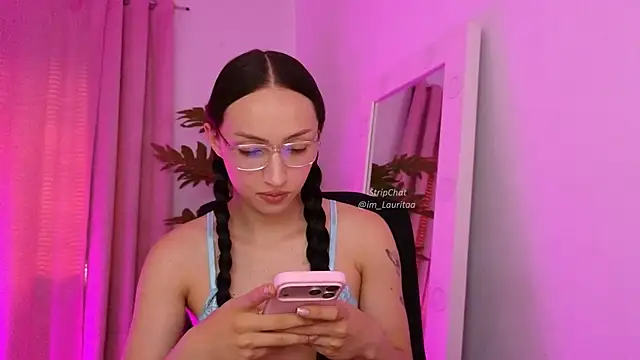 Snapshot of BabyLauritaa chatting on April 2026 07:50:02 PM BabyLauritaa online show from April 2026 07:50:02 PM