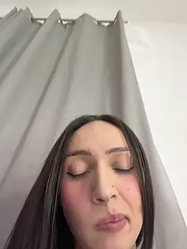 Snapshot of BabyLauritaa chatting on July 2026 06:21:01 PM BabyLauritaa online show from July 2026 06:21:01 PM