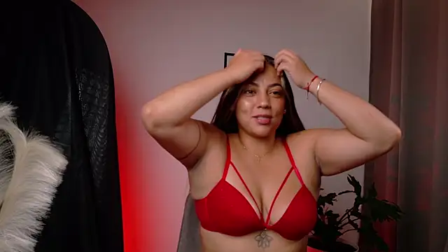 Snapshot of Zara_Nova chatting on April 2026 02:26:01 PM Zara Nova online show from April 2026 02:26:01 PM