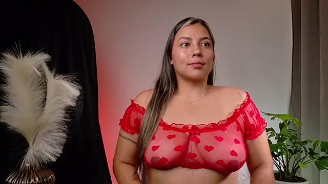 Snapshot of Zara_Nova chatting on April 2026 07:20:02 PM Zara Nova online show from April 2026 07:20:02 PM