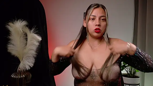 Snapshot of Zara_Nova chatting on April 2026 11:51:02 PM Zara Nova online show from April 2026 11:51:02 PM