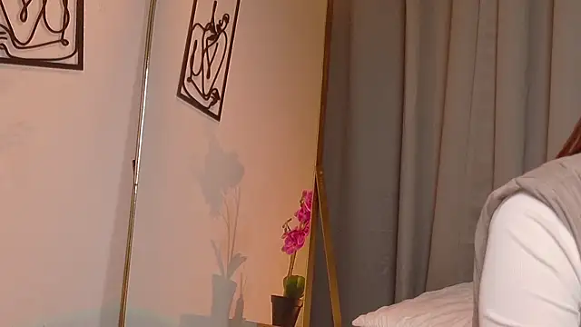Snapshot of Zara_Nova chatting on July 2026 10:41:02 PM Zara Nova online show from July 2026 10:41:02 PM