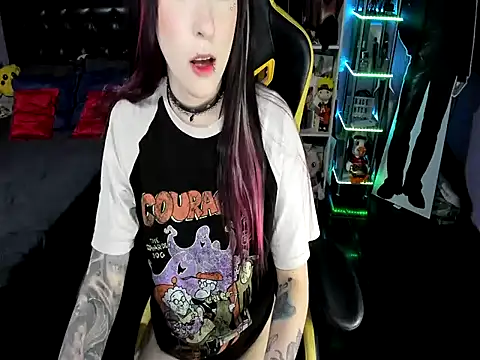 Snapshot of Yummy_dark chatting on November 2025 05:50:01 AM Yummy dark online show from November 2025 05:50:01 AM