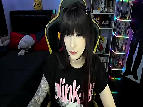 Snapshot of Yummy_dark chatting on February 2026 04:44:01 AM Yummy dark online show from February 2026 04:44:01 AM