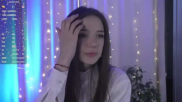 tinyanie online show from January 2026 06:29:02 AM