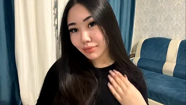 APRYLSUN online show from November 2025 01:54:02 PM