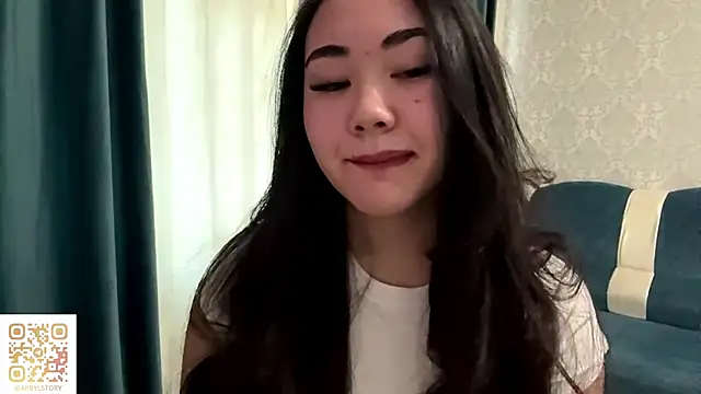 APRYLSUN online show from November 2025 11:07:01 AM