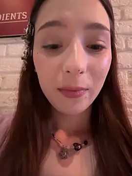 Snapshot of LilluKatten chatting on February 2026 11:26:01 AM LilluKatten online show from February 2026 11:26:01 AM