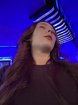 Snapshot of LilluKatten chatting on February 2026 10:45:02 AM LilluKatten online show from February 2026 10:45:02 AM