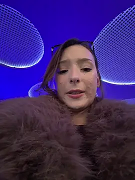 Snapshot of LilluKatten chatting on March 2026 01:18:01 PM LilluKatten online show from March 2026 01:18:01 PM