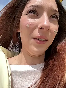 Snapshot of LilluKatten chatting on April 2026 10:48:01 AM LilluKatten online show from April 2026 10:48:01 AM