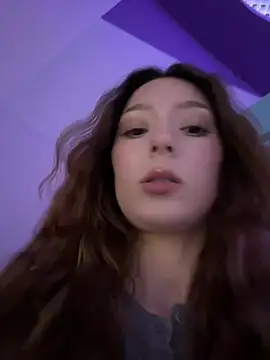 Snapshot of LilluKatten chatting on April 2026 01:28:02 PM LilluKatten online show from April 2026 01:28:02 PM