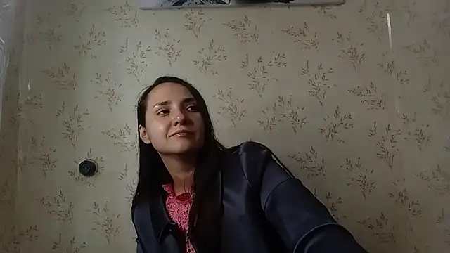 Snapshot of VoulezVous_Angel chatting on March 2026 05:57:02 AM VoulezVous Angel online show from March 2026 05:57:02 AM