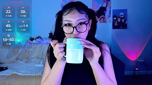 Yunamini online show from December 2025 07:10:01 PM