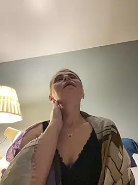 ToriLove777 online show from November 2025 06:47:01 AM