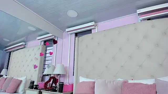 scarlett leblanc  online show from March 2026 11:58:01 AM