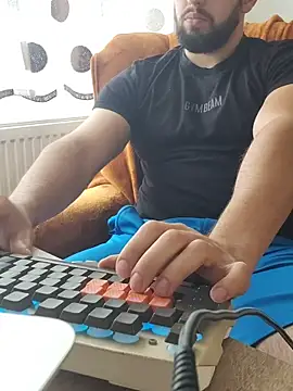 Snapshot of strongcoffee10 chatting on October 2025 10:05:02 AM strongcoffee10 online show from October 2025 10:05:02 AM