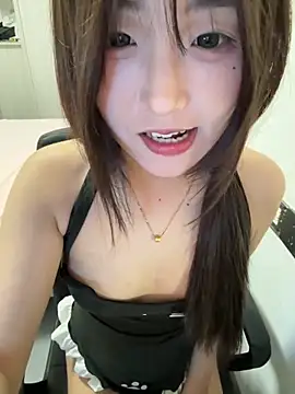 Snapshot of minnie566 chatting on April 2026 07:47:02 AM minnie566 online show from April 2026 07:47:02 AM
